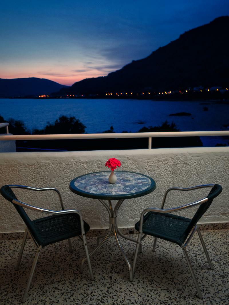 Anthi Maria Beach Apartments Pefki Екстериор снимка